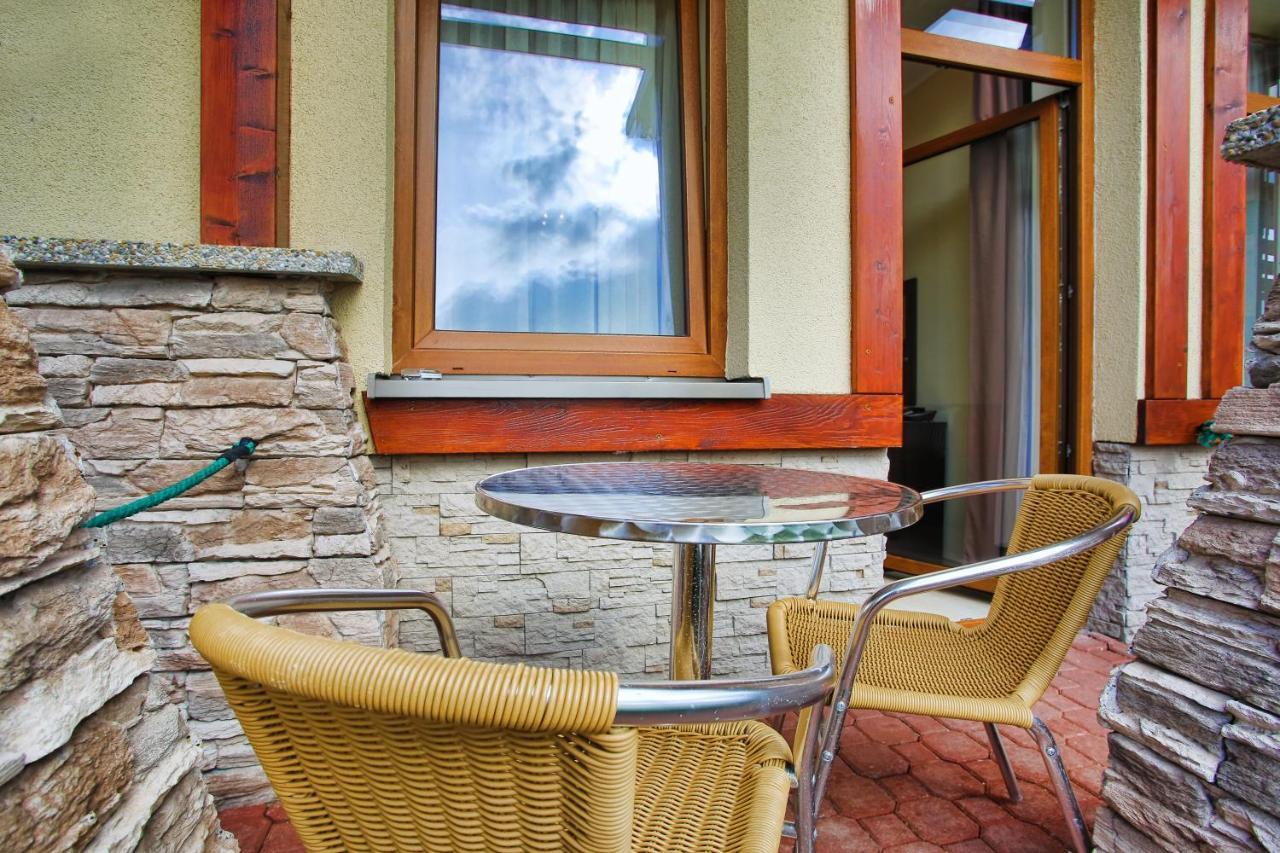 Apartman Studio Lux S Terasou Harmony V Thermal Parku Besenova S Vyhladom Na Bazeny Exterior foto